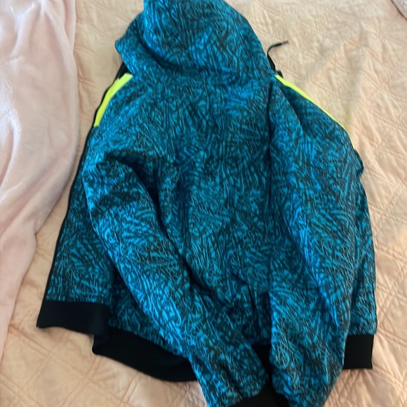 Nike windbreaker - Picture 4 of 4